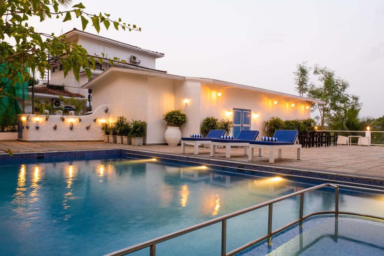 Zone Connect By The Park Calangute Hotel Old Goa Exterior photo